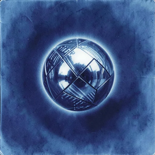 Chrome Pulse Directive 3 – Avenue & Mirage, okładka