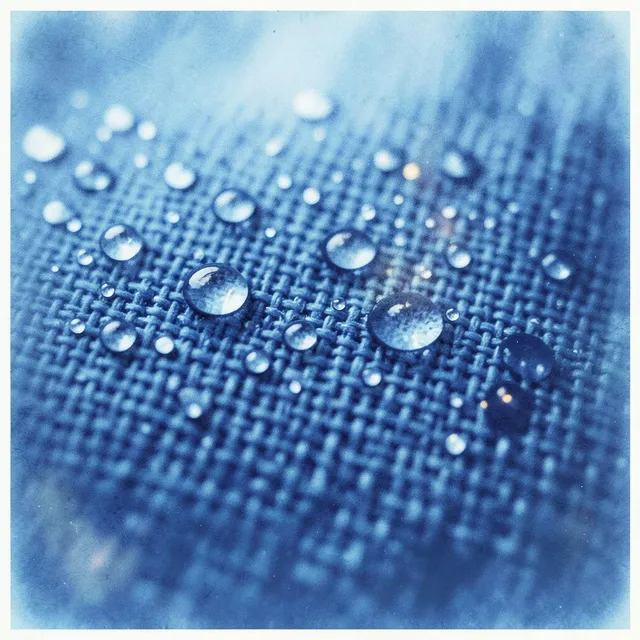 Warm Rain on Lagos Skin – Dammy & Kesiena, okładka