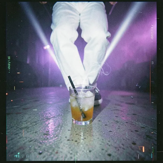 Ultraviolet Halo – Coastline Riot, okładka
