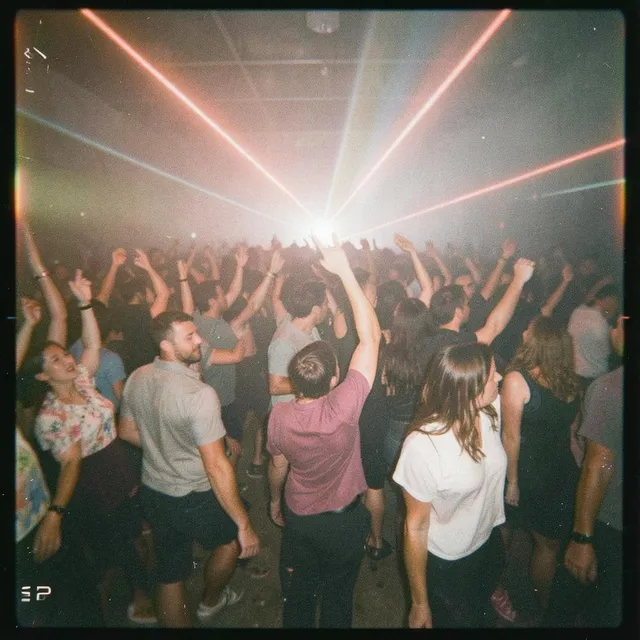 We Move Forward Now by Kito & Renn — House Energetic cover art on WeavyAudio