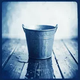 Holding Water by Solene Marsh — House Uplifting cover art on WeavyAudio
