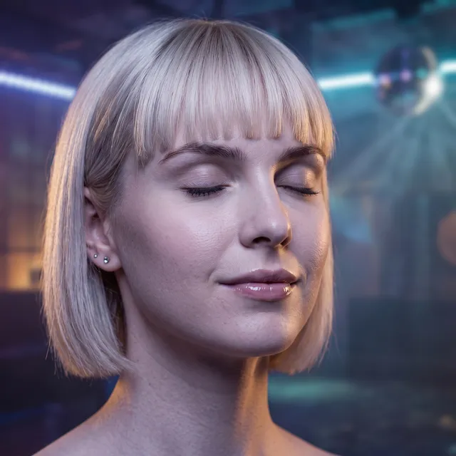 Four A.M. Euphoria – The Glasshouse, okładka