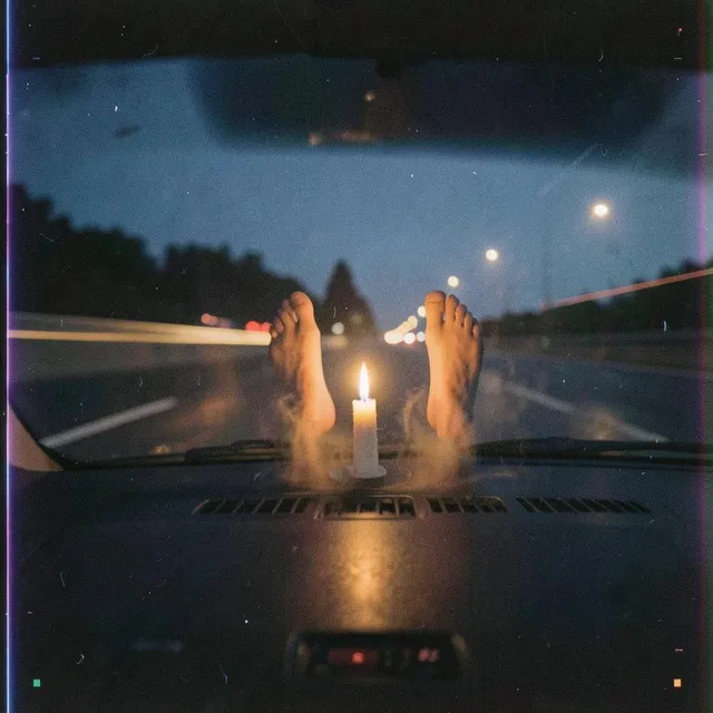 Barefoot and Blurry 2 – Nadia Cassia, okładka
