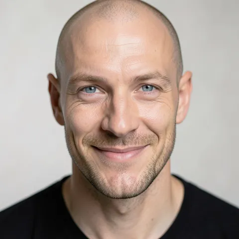 Quiet Vertex — artist portrait on WeavyAudio