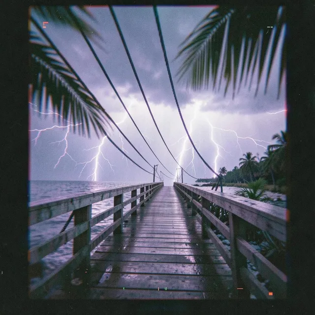 Tropic Voltage Surge – Silver Willow, okładka