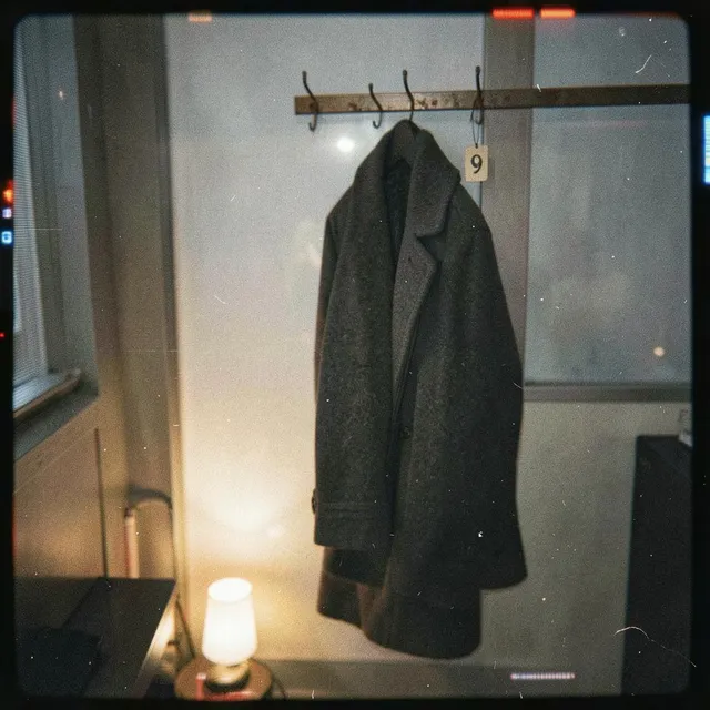 Coat Check Reverie – Zola Ndevu, okładka