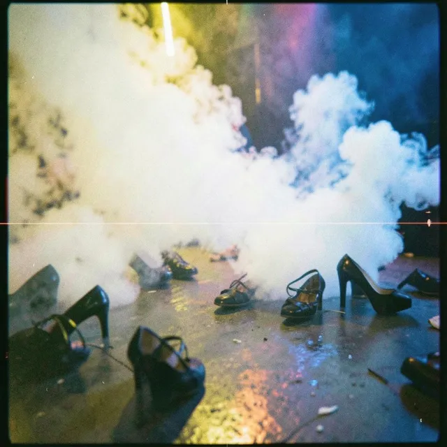 I'm lost in the haze, lost in the sound 2 – Iris, okładka