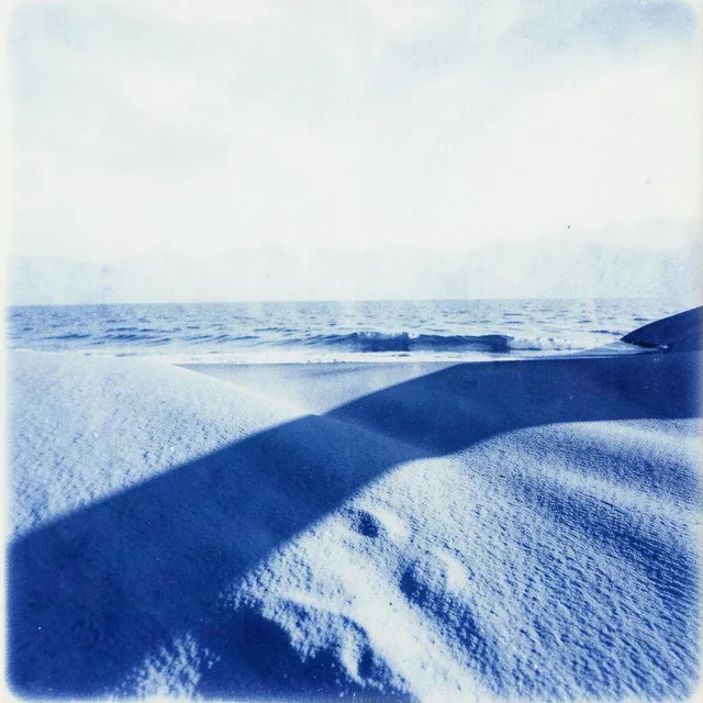 Dance until your shadow moves – Solveig Marley, okładka